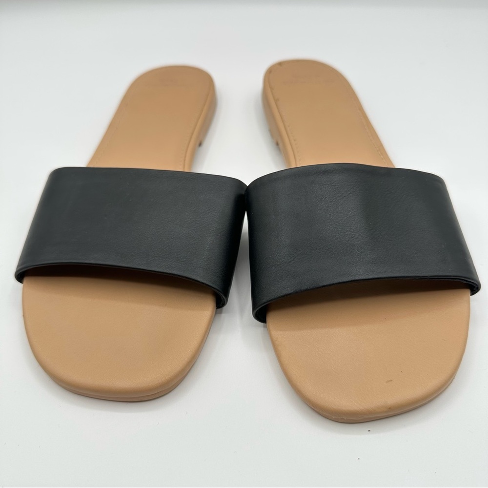 Abercrombie & Fitch Black Faux Leather Sandals, Size 7/8US